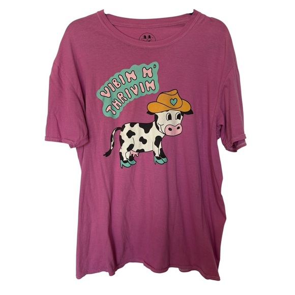PacSun Vibin N’ Thrivin Cow T-shirt - Picture 1 of 6
